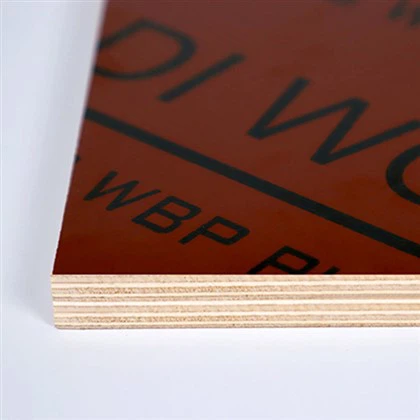 فیلم قرمز چوبی مهندسی شده تخته سه لا